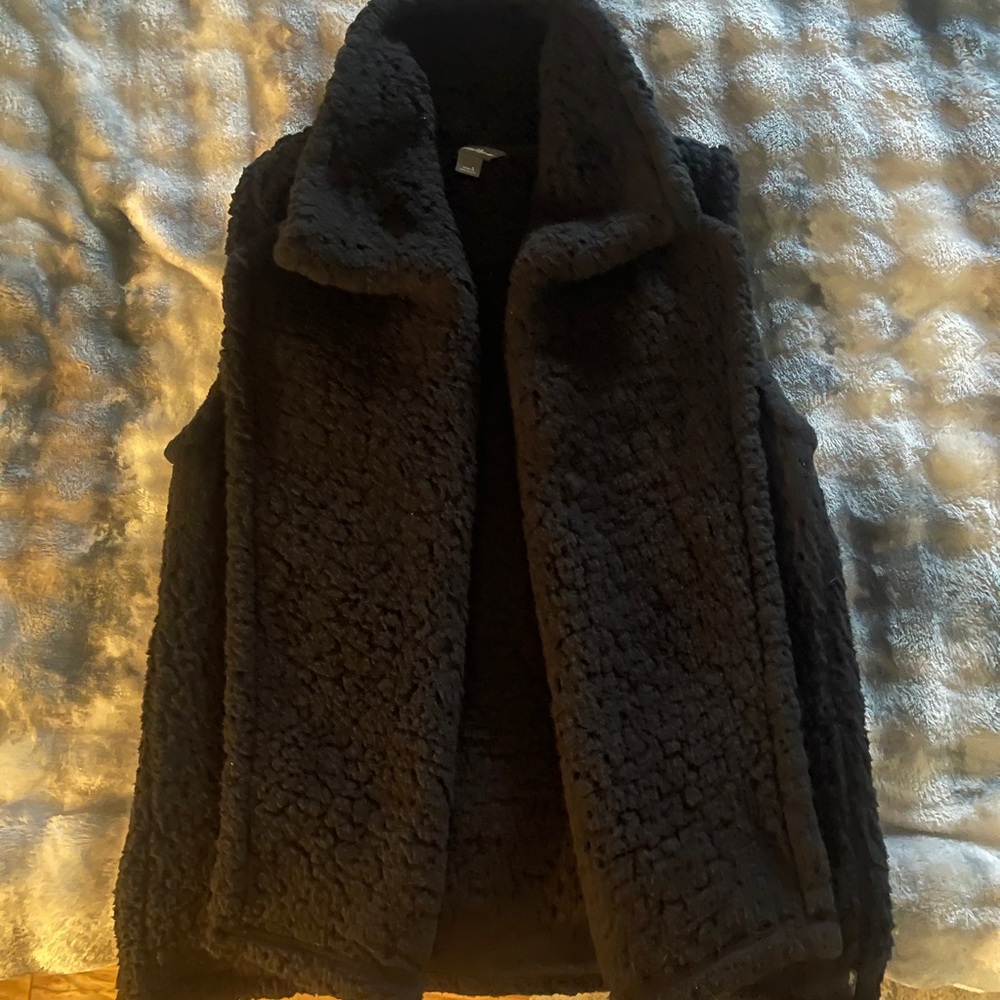 Cozy Black Faux Fur Vest Eddie Bauer L